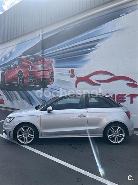 Usado Audi A1 Ambition 105 CV (77 kW) 2013 Gris / plata Utilitario