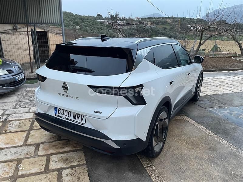 Usado Renault Scenic E-Tech Iconic 160 kW (218 CV) 2024 Eléctrico SUV