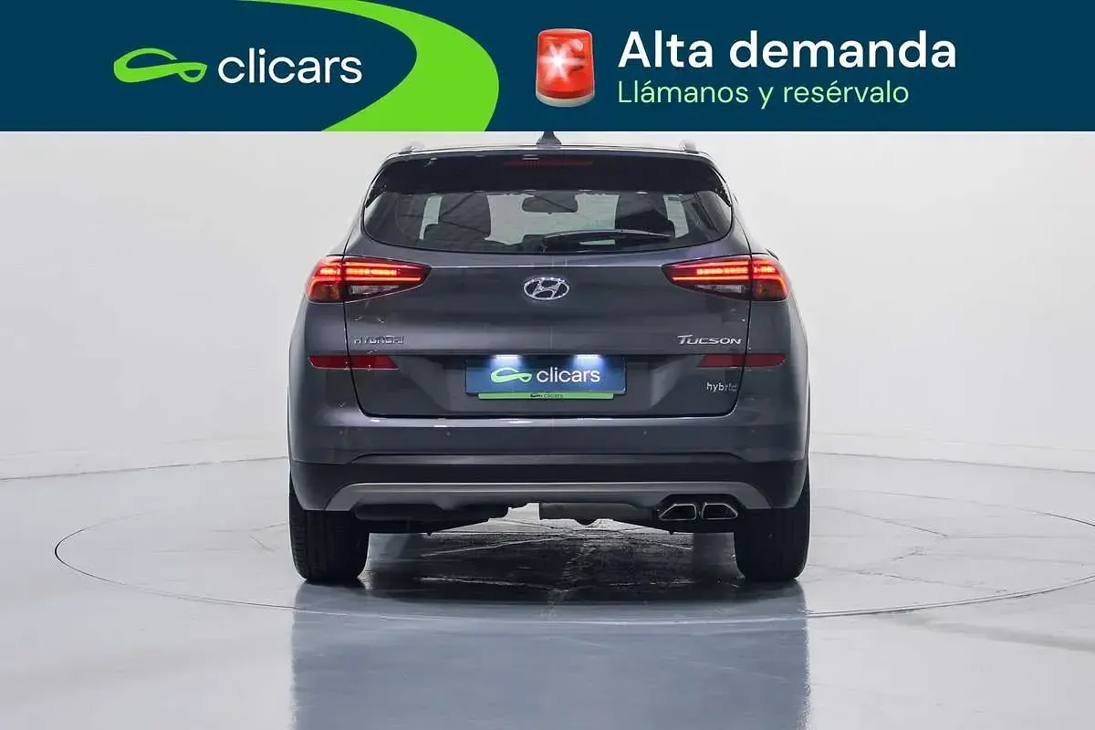 Usado Hyundai Tucson 116 CV (85 kW) 2020 Gris SUV