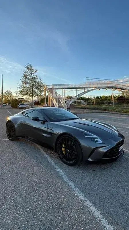 Usado Aston Martin Vantage 665 CV (489 kW) 2024 Gris Coupe