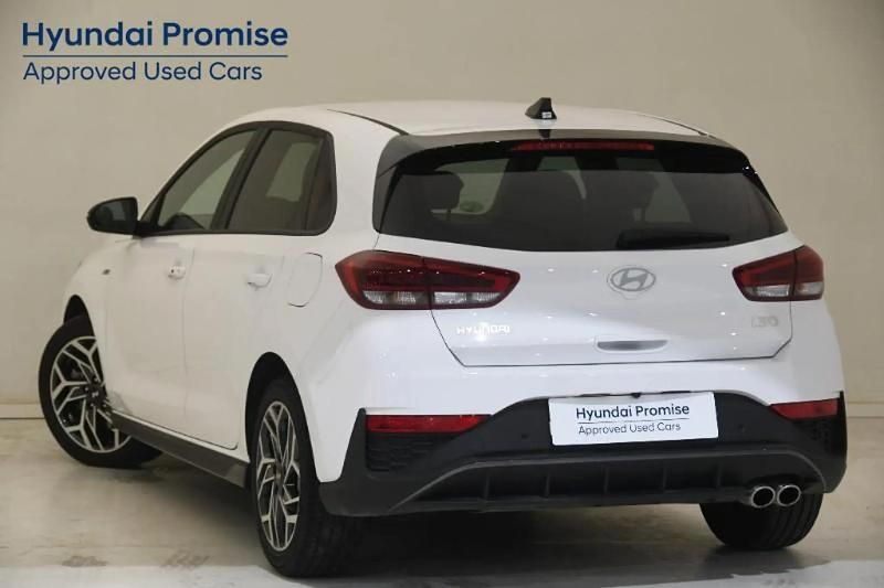 Usado Hyundai i30 N Line 100 CV (73 kW) 2024 Blanco