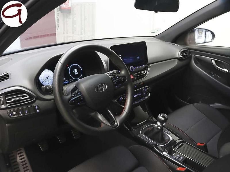 Usado Hyundai i30 N Line 101 CV (74 kW) 2025 Azul Utilitario