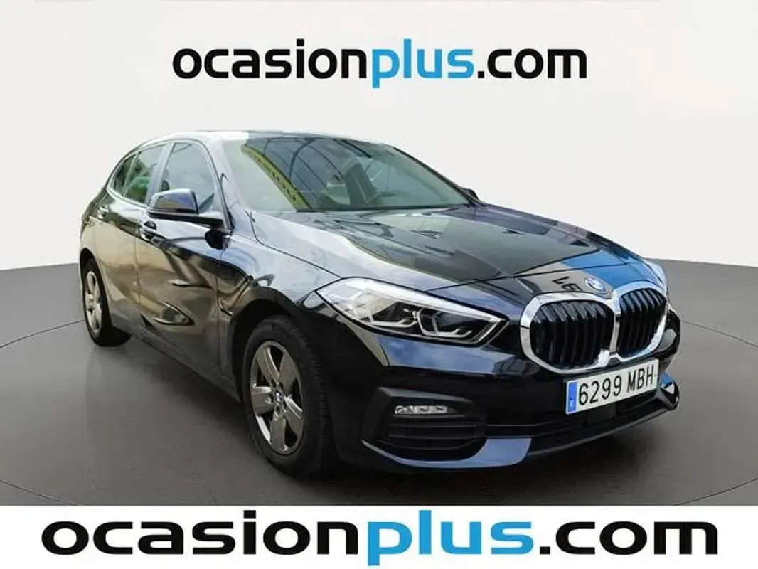 Usado BMW 118 150 CV (110 kW) 2022 Negro Utilitario