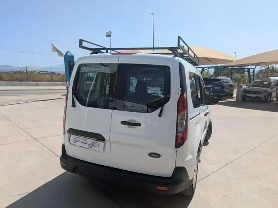 Usado Ford Transit Trend 120 CV (88 kW) 2021 Blanco Van