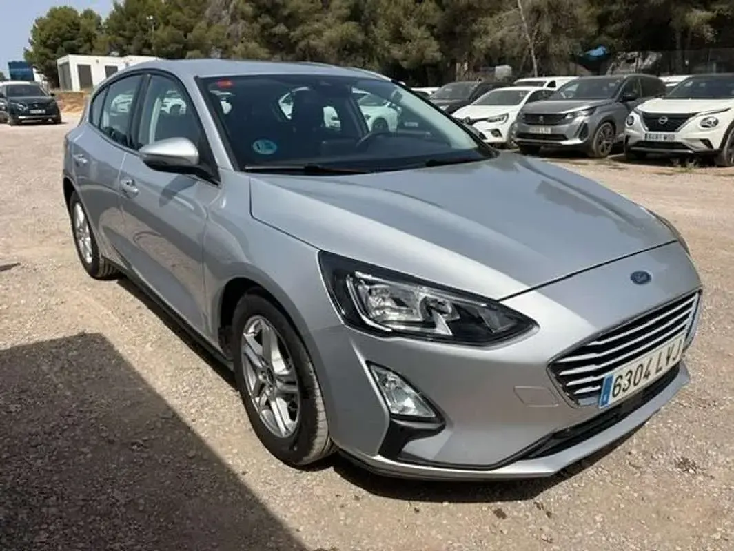 Usado Ford Focus Trend+ 125 CV (91 kW) 2021 Blanco Utilitario
