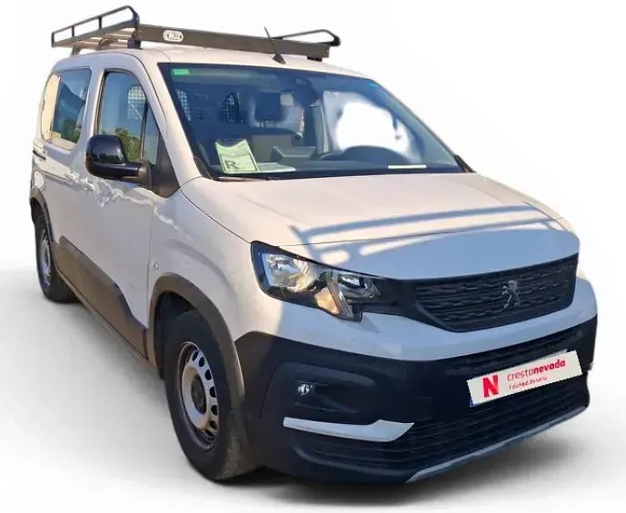Usado Peugeot Rifter Business-Line 100 CV (73 kW) 2023 Blanco Monovolumen
