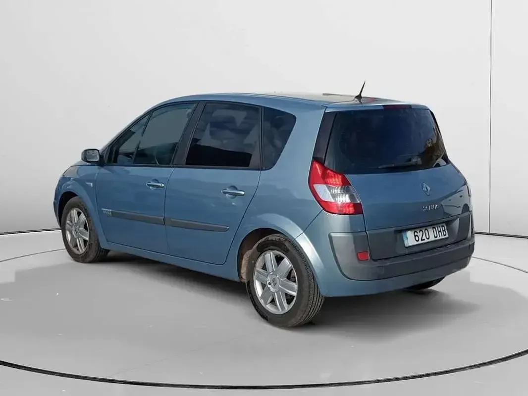 Usado Renault Scénic II Dynamique 120 CV (88 kW) 2005 Azul Monovolumen