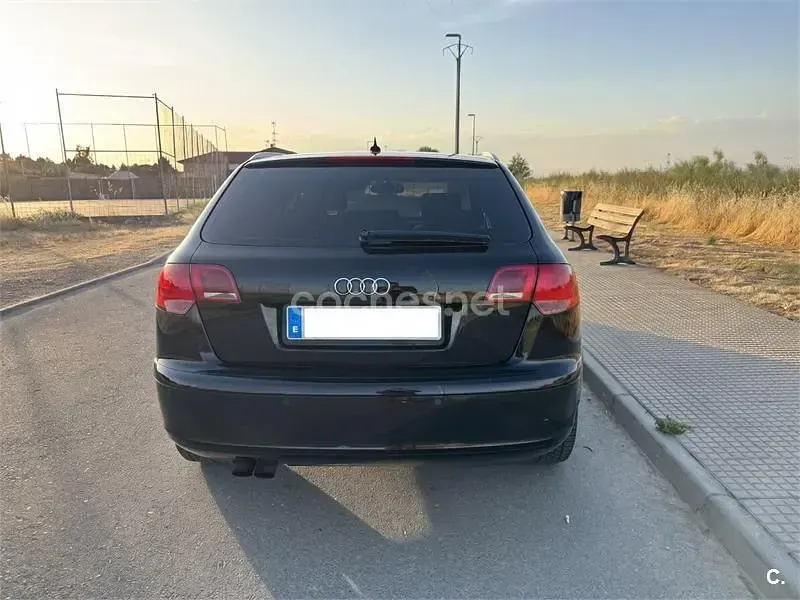 Usado Audi A3 Ambition 170 CV (125 kW) 2006 Negro Utilitario