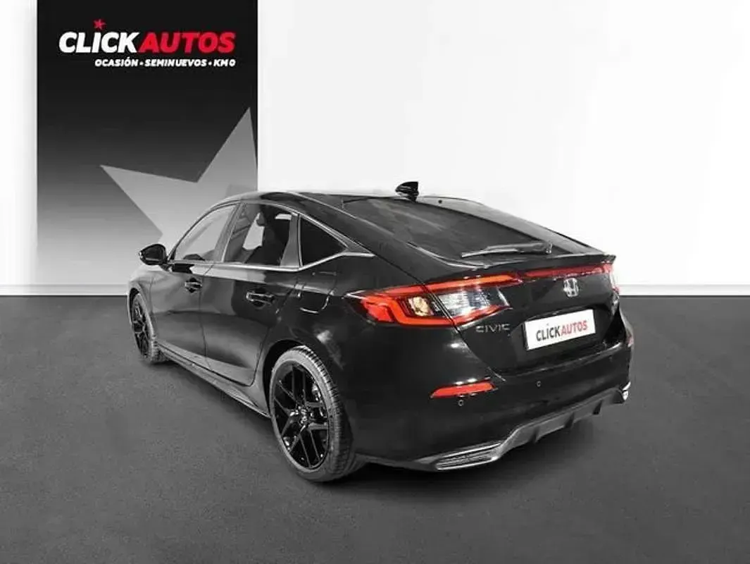 Usado Honda Civic Hybrid 186 CV (136 kW) 2024 Negro Berlina