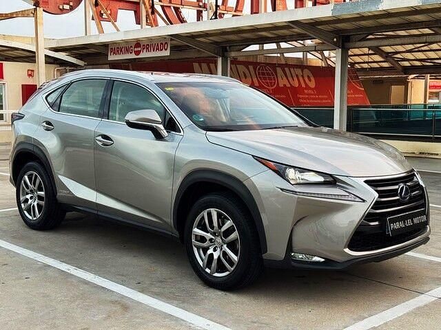 Plateado Usado 2015 Lexus NX300h Executive Line SUV | 22.900 € (Precio justo) - Imagen 1/4
