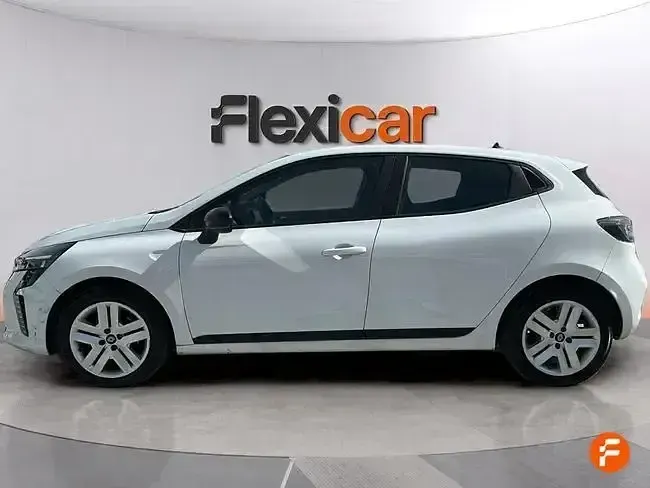 Usado Renault Clio Evolution 100 CV (73 kW) 2024 Blanco Utilitario