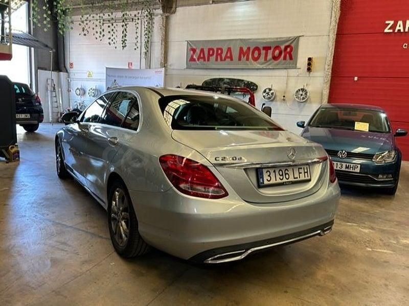 Usado Mercedes C250 204 CV (150 kW) 2018 Gris / plata Berlina