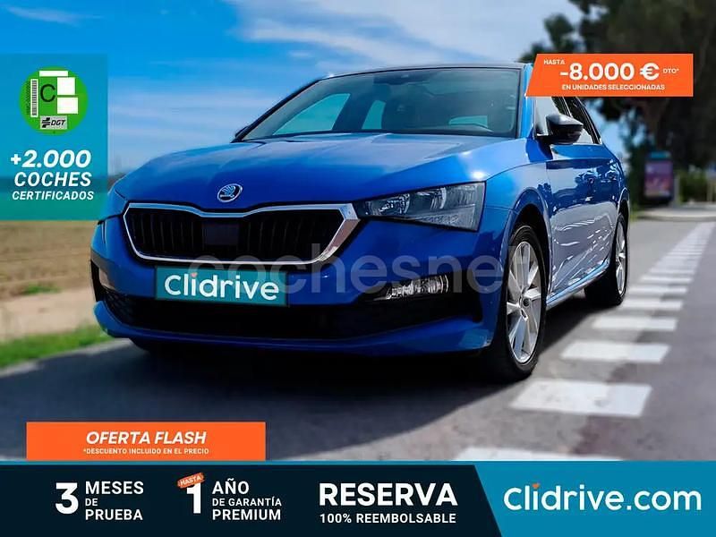 Azul Usado 2019 Skoda Scala Style Utilitario | 9890 € - Imagen 1/3
