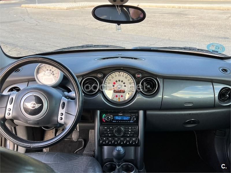Usado Mini Cooper 115 CV (84 kW) 2003 Negro Utilitario