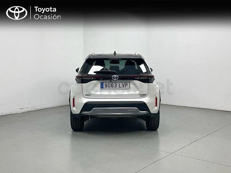 Usado Toyota Yaris Cross 116 CV (85 kW) 2021 Blanco SUV