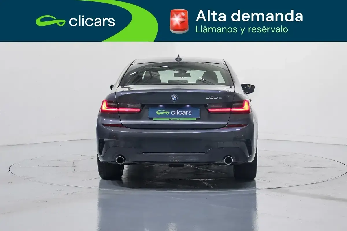 Usado BMW 330e 292 CV (214 kW) 2021 Gris Berlina