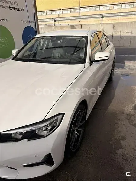 Usado BMW 320 Comfort Edition 184 CV (135 kW) 2019 Blanco Berlina