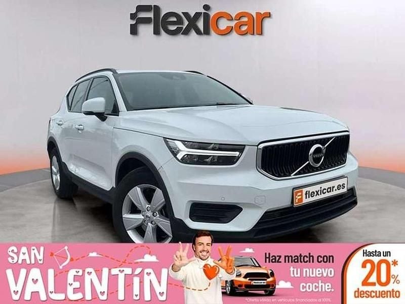 Usado Volvo XC40 Momentum 129 CV (94 kW) 2021 Blanco SUV