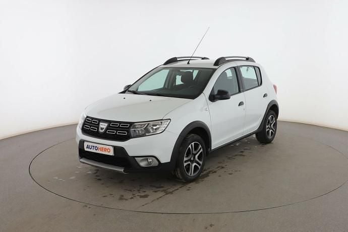 Blanco Usado 2019 Dacia Sandero Comfort Utilitario | 10.599 € (Precio justo) - Imagen 1/3