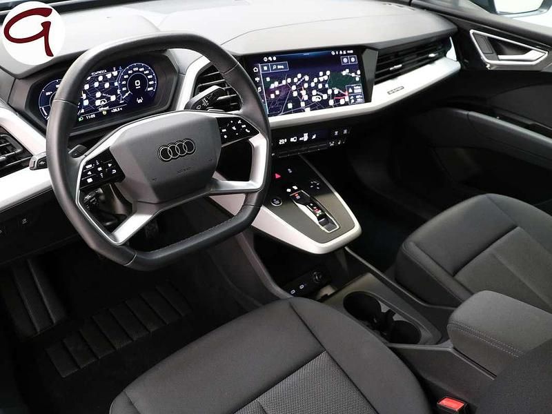 Usado Audi Q4 e-tron Advanced Plus 150 kW (204 CV) 2023 Plateado SUV
