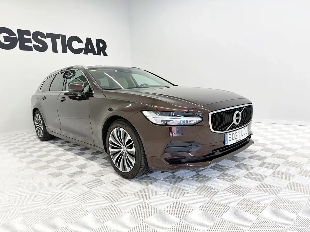 Usado Volvo V90 Business Edition 190 CV (139 kW) 2020 Familiar
