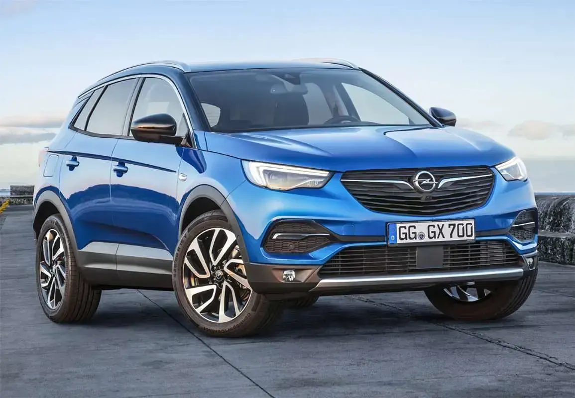 Käytetty Opel Grandland X Selective 120 HP (88 kW) 2018 Valkoinen Katumaasturi