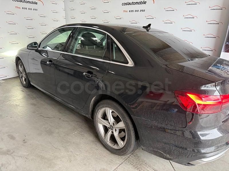 Usado Audi A4 Advanced Plus 136 CV (100 kW) 2022 Negro Berlina
