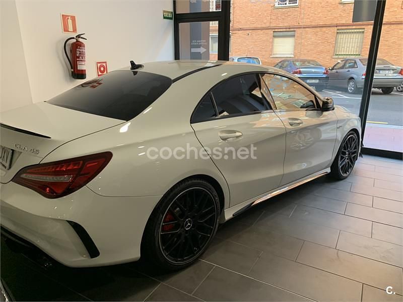 Usado Mercedes CLA45 AMG 381 CV (280 kW) 2017 Blanco Berlina