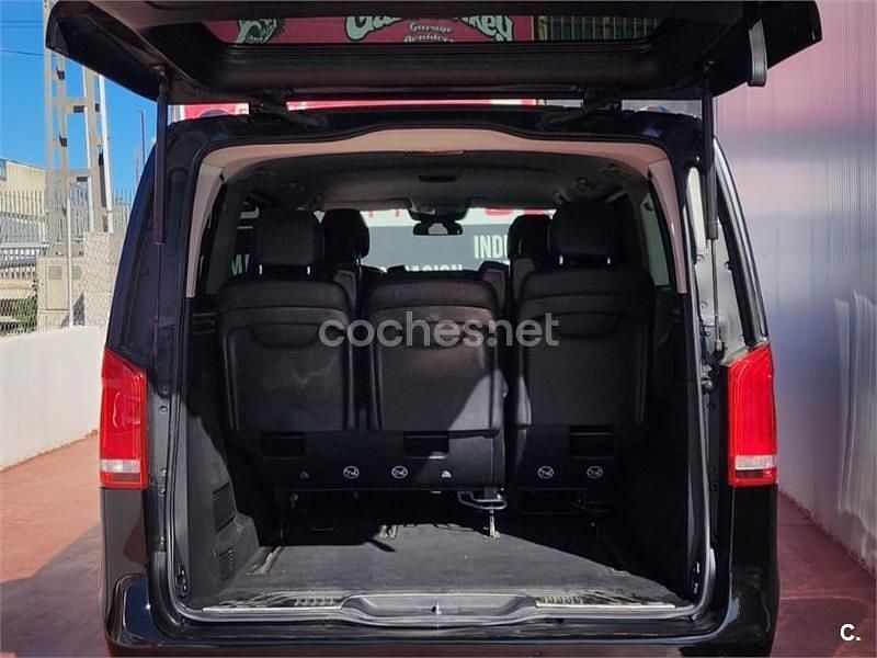 Usado Mercedes V250 Avantgarde 204 CV (150 kW) 2016 Negro Monovolumen