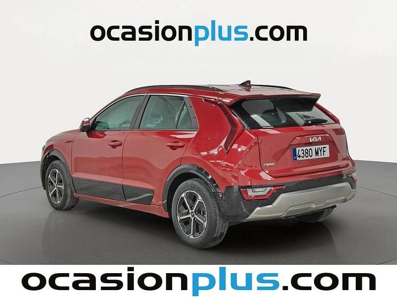 Usado Kia Niro 141 CV (103 kW) 2025 Rojo SUV
