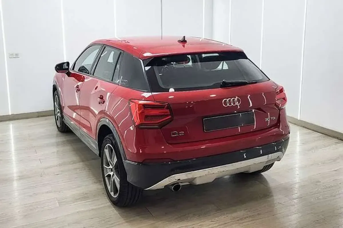 Usado Audi Q2 Design 116 CV (85 kW) 2019 Blanco SUV