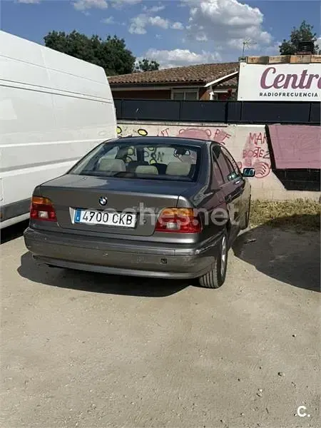 Usado BMW 525 Exclusive 192 CV (141 kW) 2003 Gris / plata Berlina