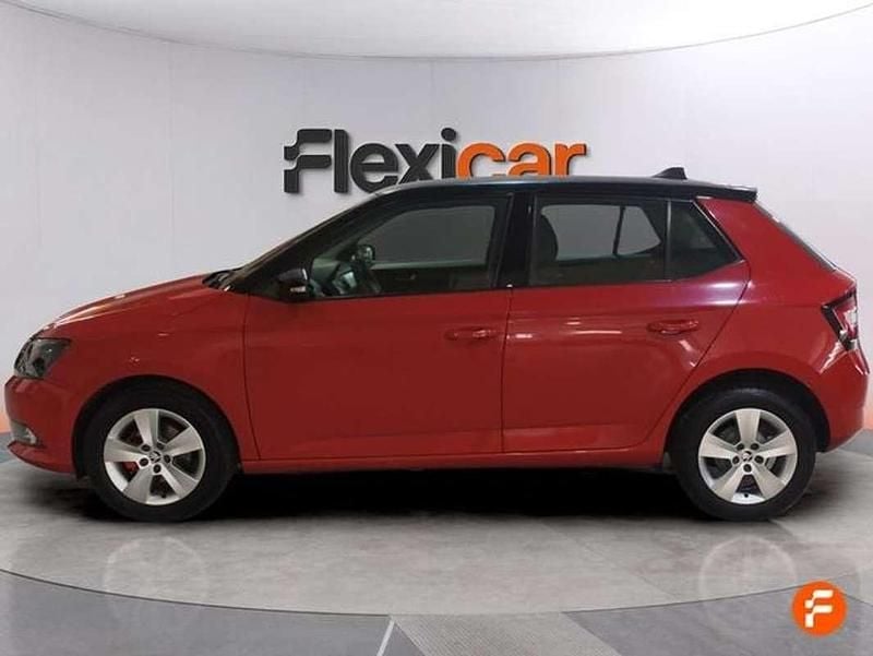 Usado Skoda Fabia Active 75 CV (55 kW) 2018 Rojo Utilitario