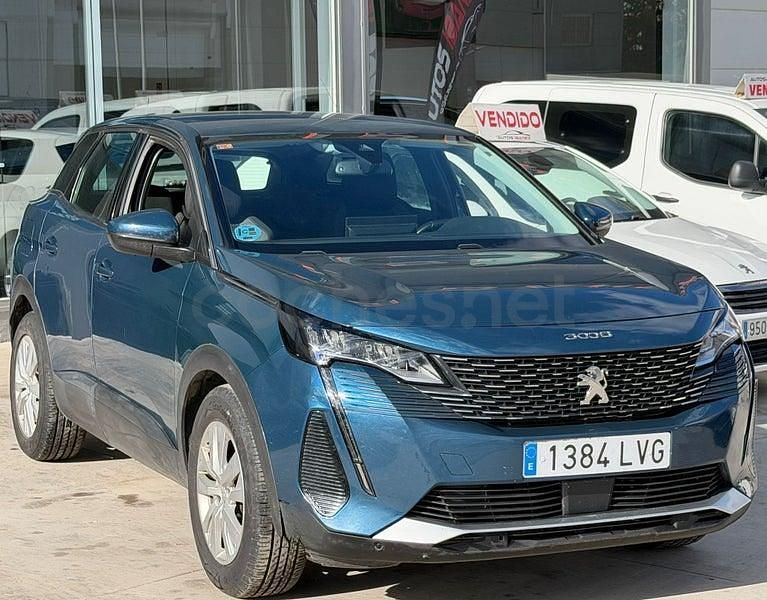 Usado Peugeot 3008 Allure 130 CV (95 kW) 2022 Verde SUV