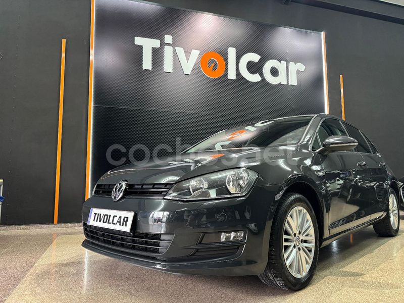 Gris / plata Usado 2015 VW Golf VII Advance Berlina | 12.000 € (Super precio) - Imagen 1/4