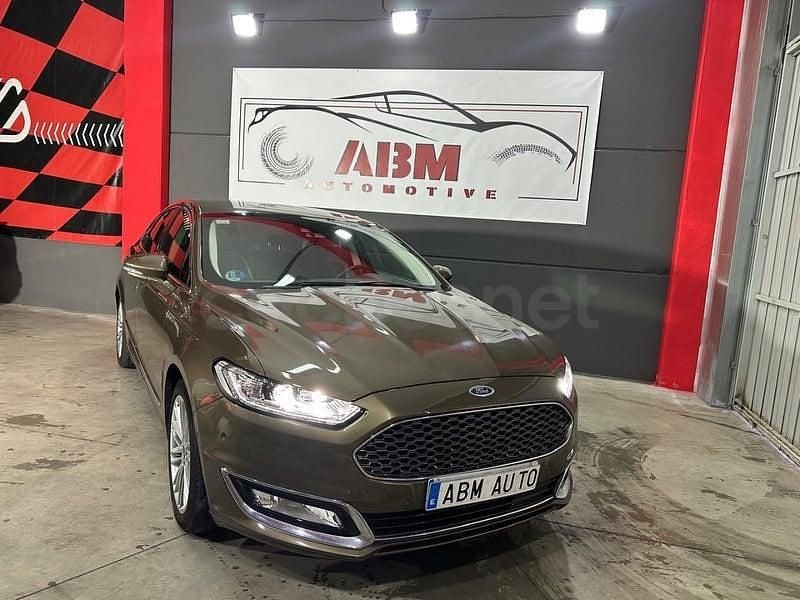 Usado Ford Mondeo Vignale 187 CV (137 kW) 2019 Beige Berlina