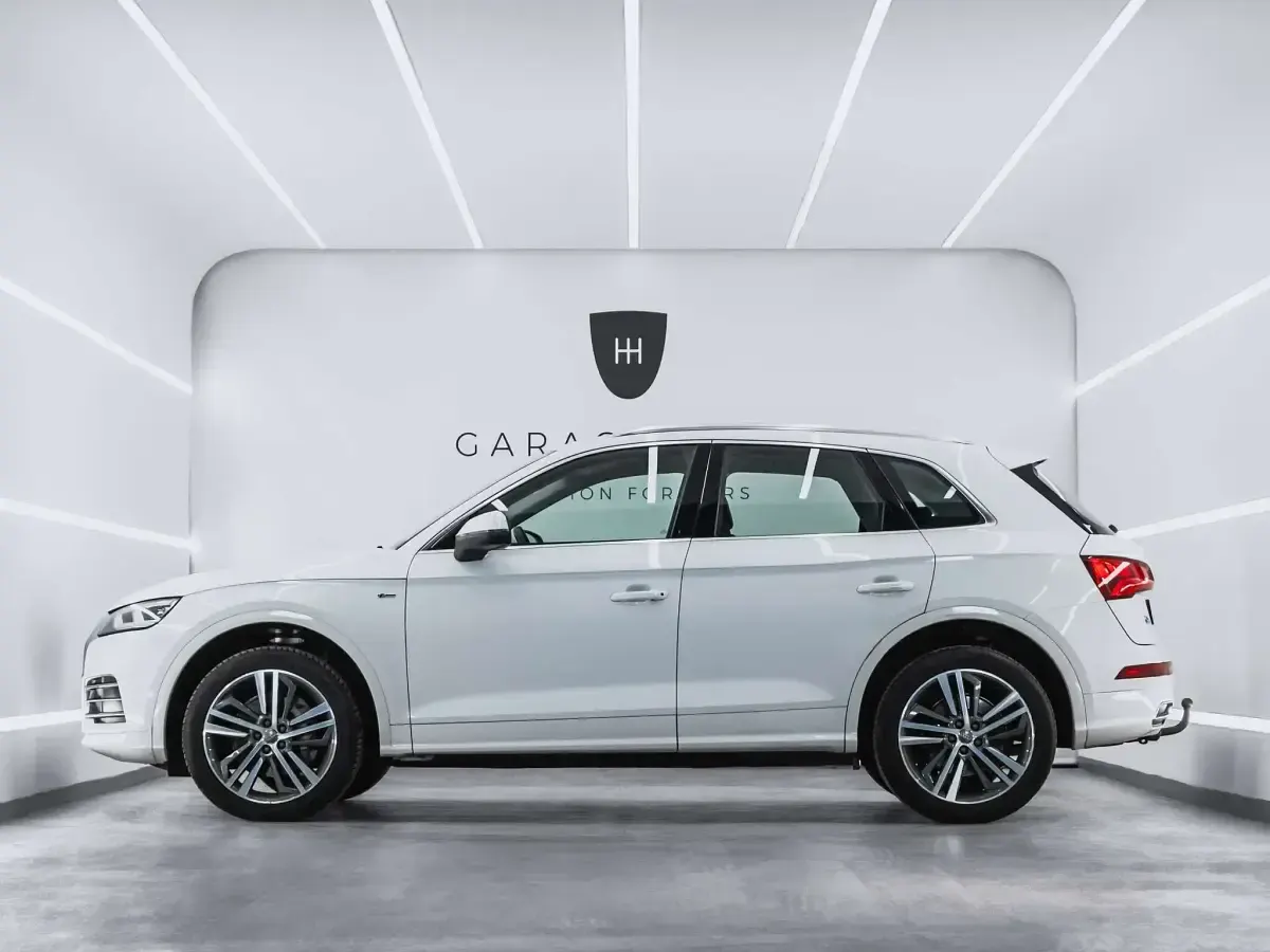 Używany Audi Q5 S-Line 163 KM (119 kW) 2019 Biały SUV