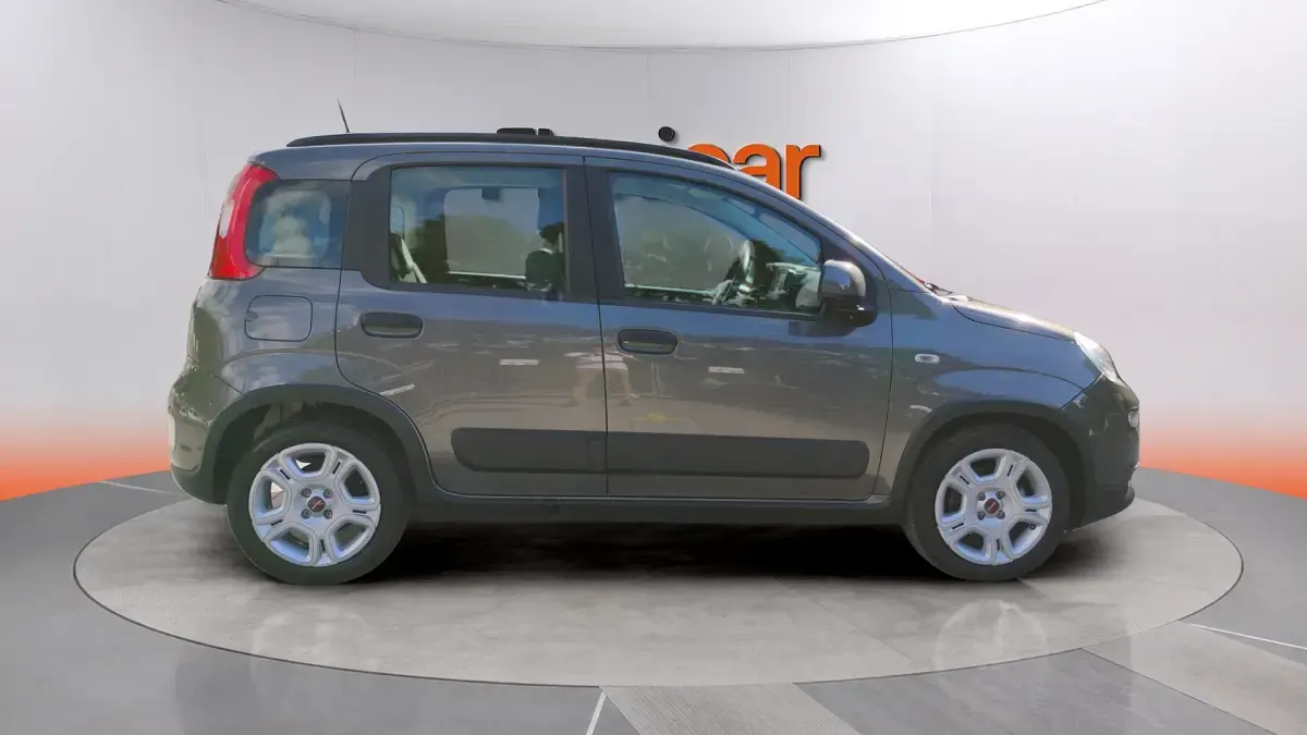 Usado Fiat Panda Cross Cross 71 CV (52 kW) 2023 Gris Utilitario