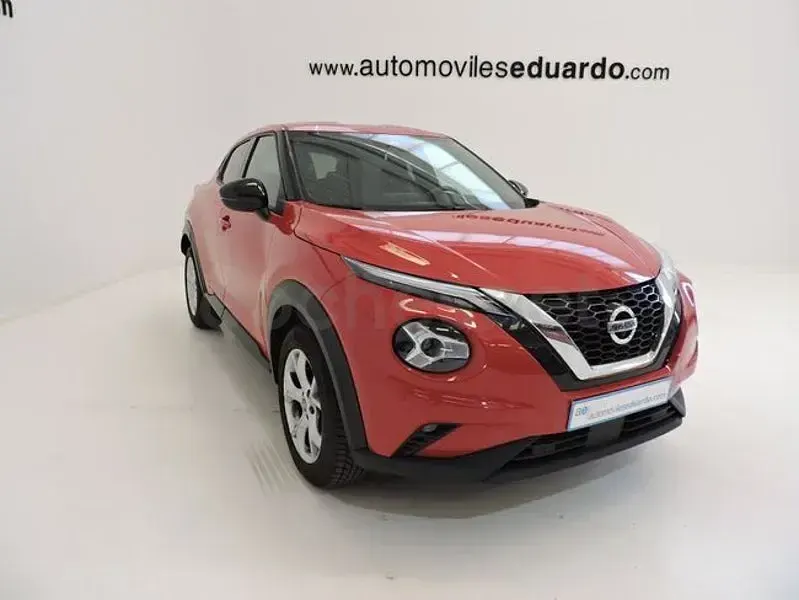 Usado Nissan Juke N-Connecta 114 CV (83 kW) 2021 Rojo SUV
