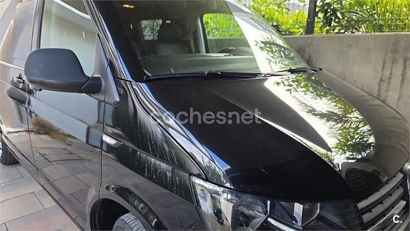 Usado VW Caravelle Trendline 102 CV (75 kW) 2016 Negro Monovolumen