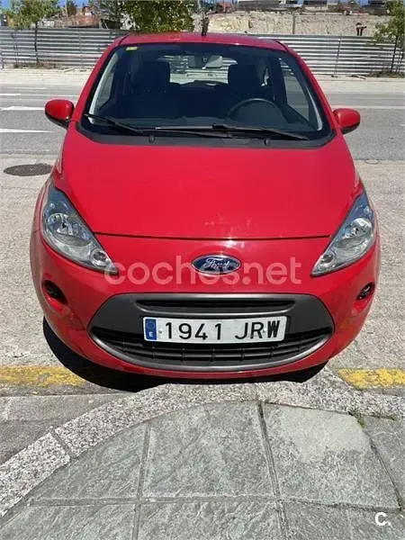 Usado Ford Ka Trend 69 CV (50 kW) 2016 Rojo Berlina