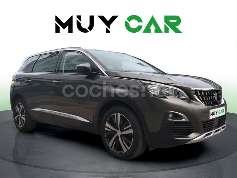 Gris Usado 2020 Peugeot 5008 Allure Monovolumen | 17.990 € (Buen precio) - Imagen 1/4