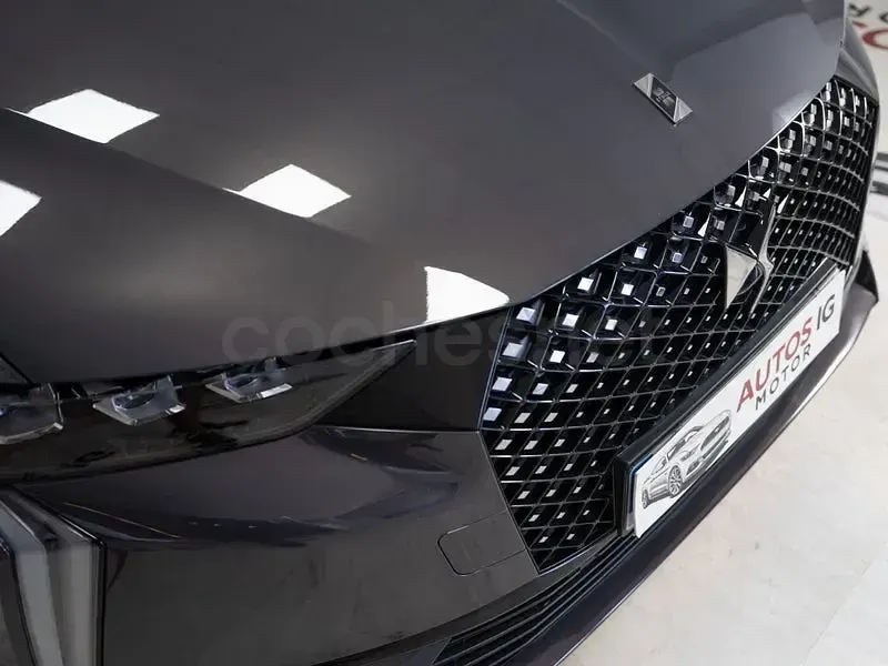 Usado DS Automobiles DS4 130 CV (95 kW) 2025 Gris / plata SUV