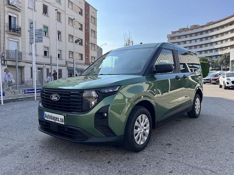 Verde Nuevo 2025 Ford Tourneo Courier Trend Monovolumen | 25.420 € - Imagen 1/4