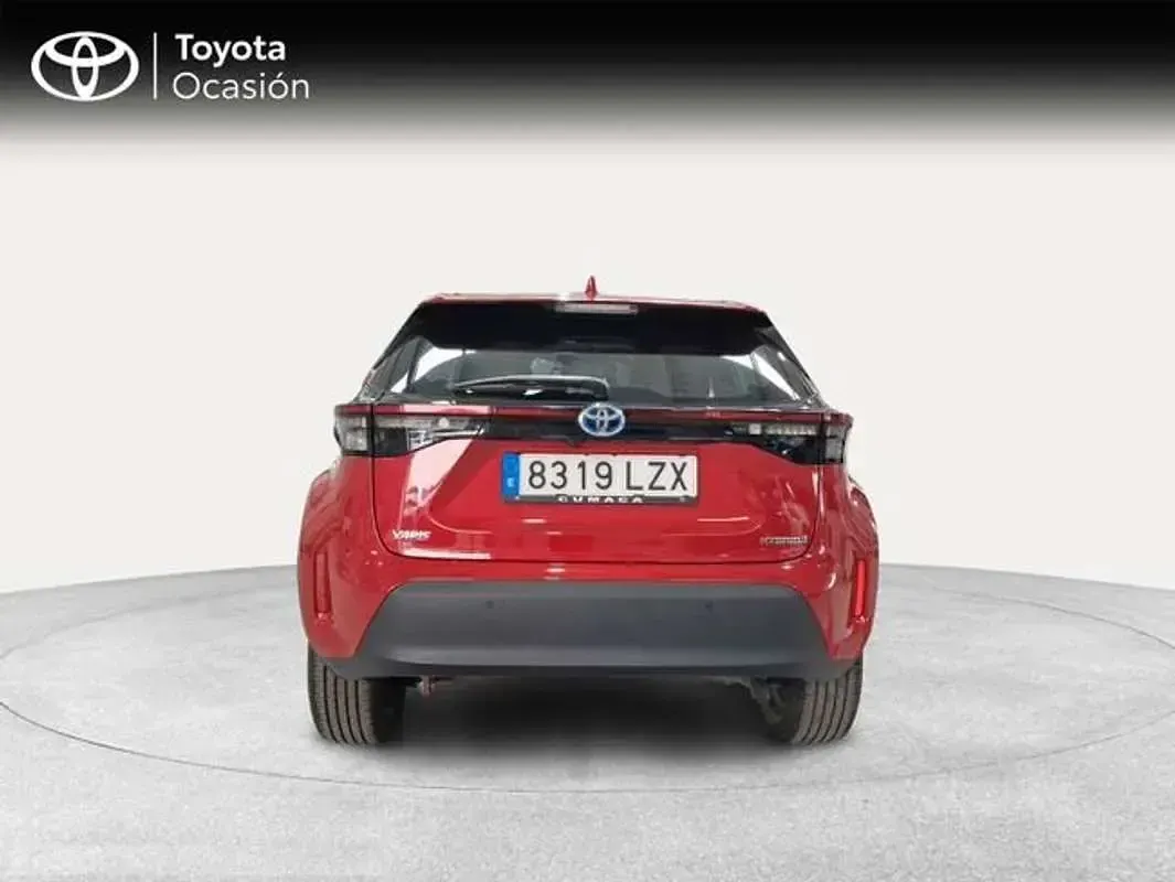 Usado Toyota Yaris Cross Active 116 CV (85 kW) 2022 Rojo SUV
