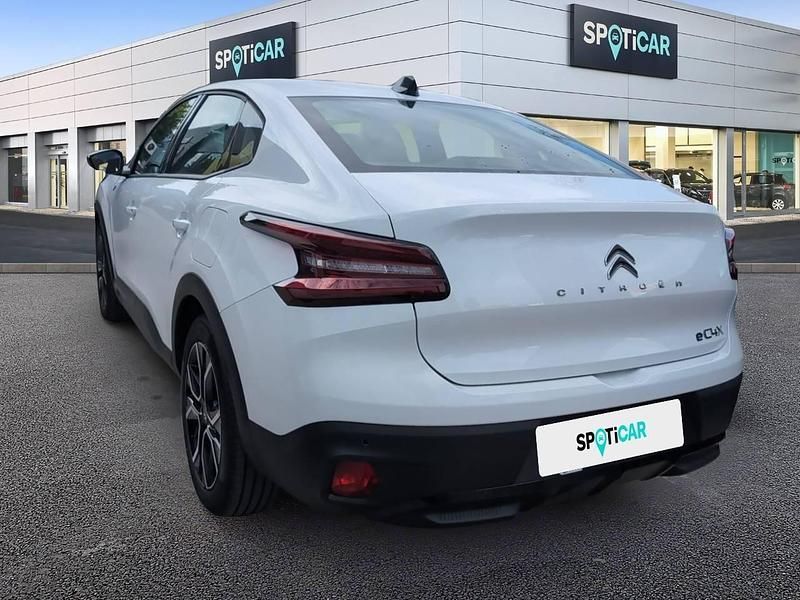 Usado Citroën e-C4 Feel 100 kW (136 CV) 2024 Blanco Berlina