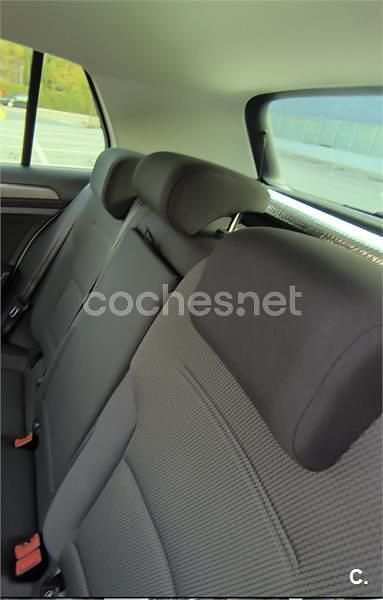 Usado VW Golf VII Advance 115 CV (84 kW) 2017 Blanco Berlina