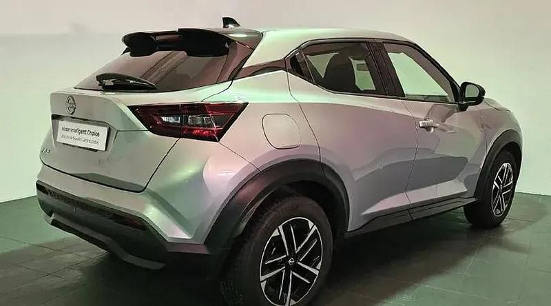 Usado Nissan Juke N-Connecta 155 CV (114 kW) 2025 Diamond silver metalizado SUV