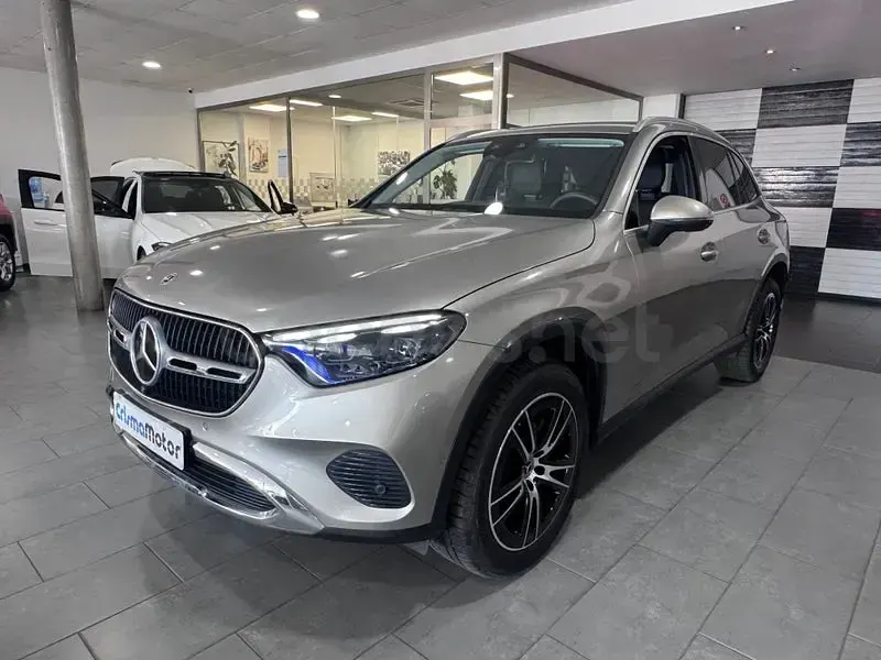 Usado Mercedes GLC220 197 CV (144 kW) 2022 Beige SUV