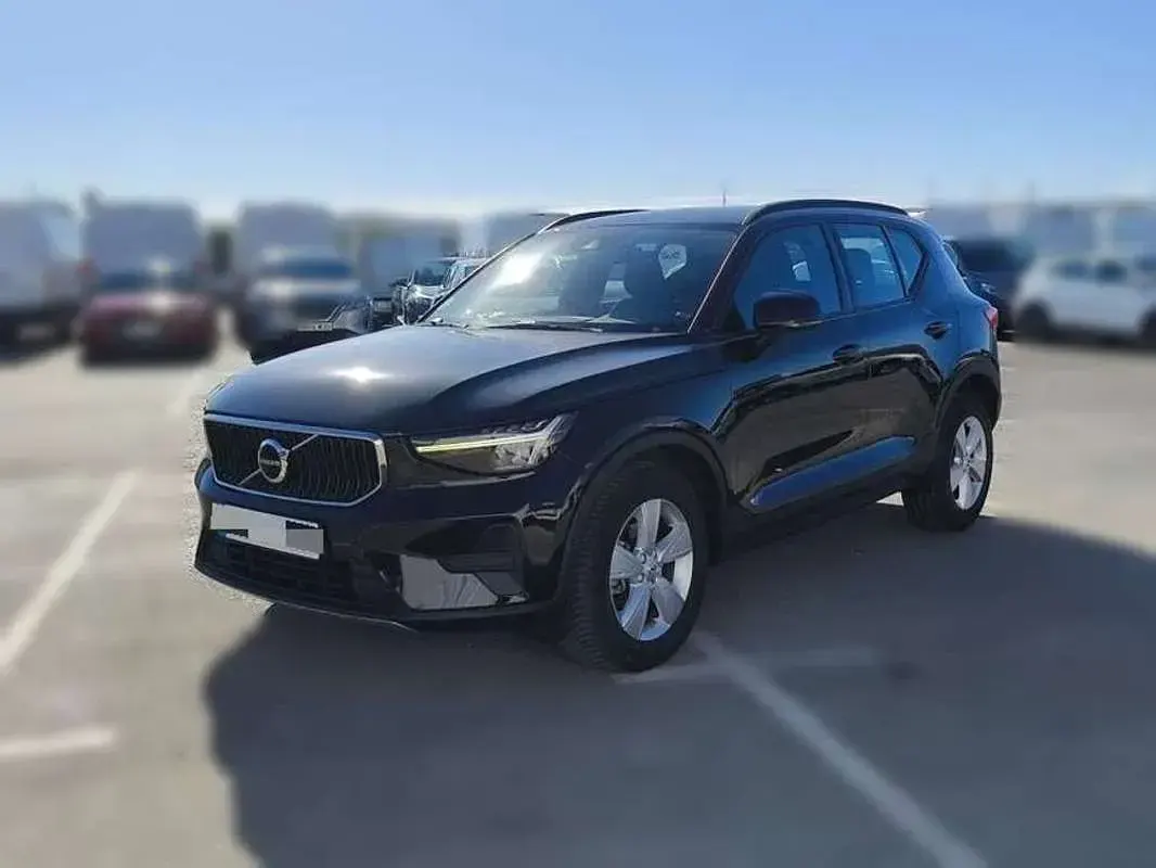 Usado Volvo XC40 129 CV (94 kW) 2023 Negro SUV